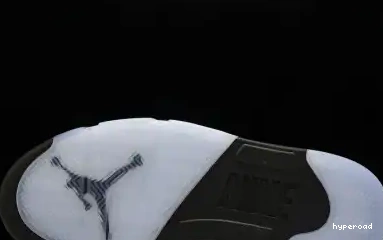 Hyperoad “Black Jordan Reimagined” Air 5 Metallic 0525